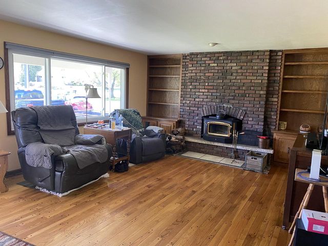 4914 Twin Elms DRIVE, Racine, WI 53406