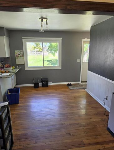 4914 Twin Elms DRIVE, Racine, WI 53406