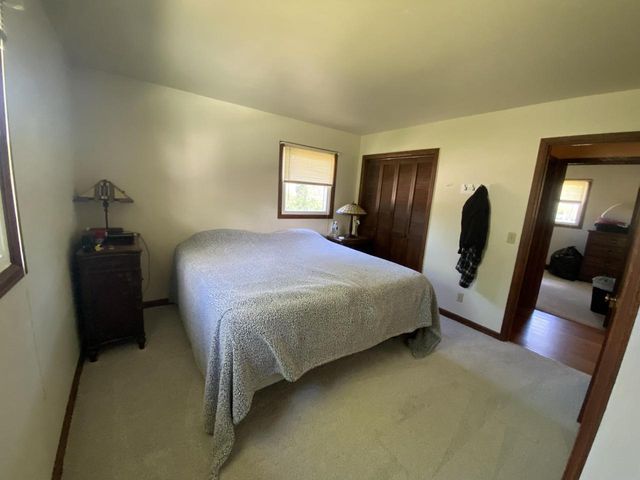 4914 Twin Elms DRIVE, Racine, WI 53406