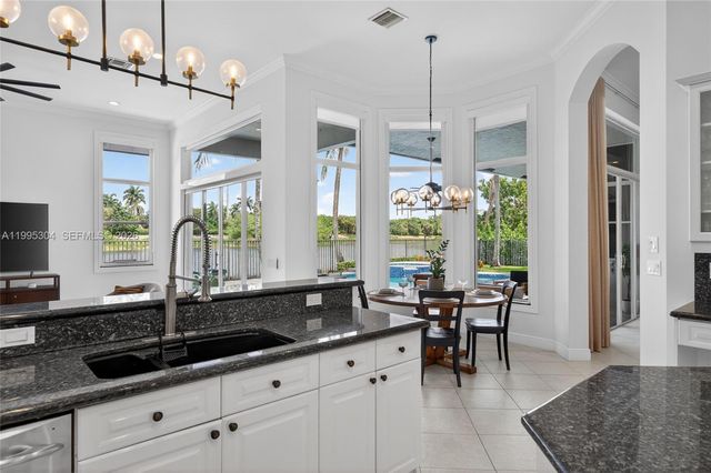 1396 Victoria Isle Dr, Weston, FL 33327