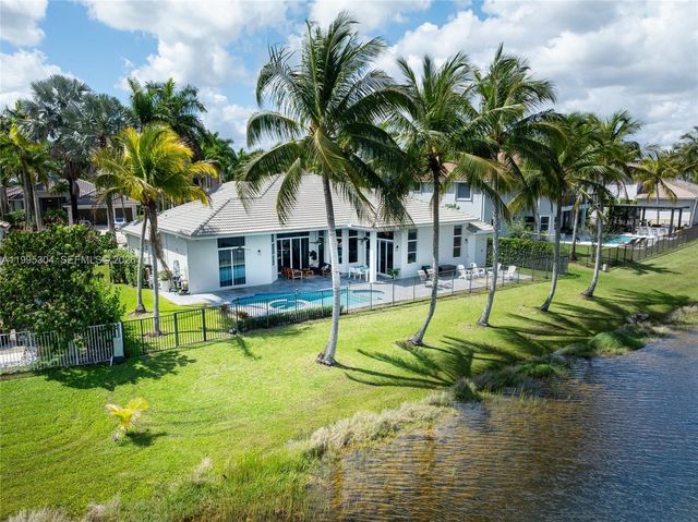 1396 Victoria Isle Dr, Weston, FL 33327