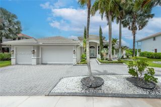 1396 Victoria Isle Dr, Weston, FL 33327