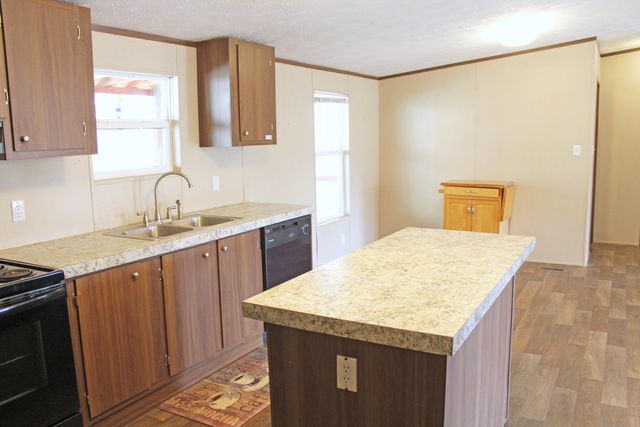 1036 Jesse Sears Road, Somerset, KY 42501