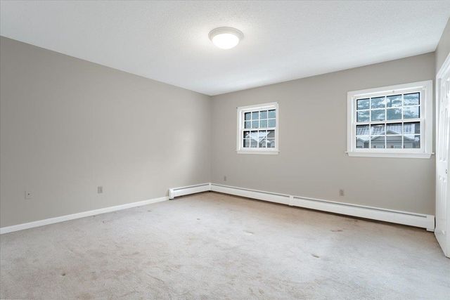 90 Golfview Drive, Manchester, NH 03102