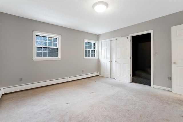 90 Golfview Drive, Manchester, NH 03102