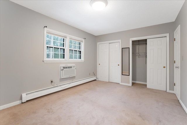 90 Golfview Drive, Manchester, NH 03102