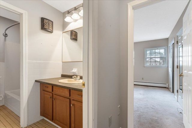 90 Golfview Drive, Manchester, NH 03102