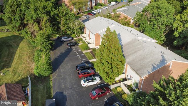 8 MALLOW PL, Wilmington, DE 19810