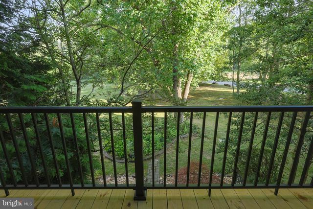 8 MALLOW PL, Wilmington, DE 19810