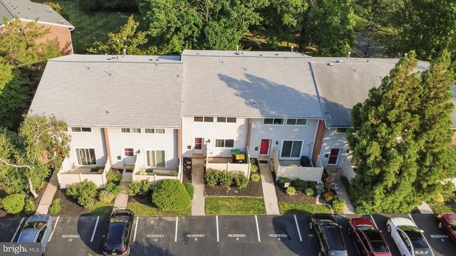 8 MALLOW PL, Wilmington, DE 19810