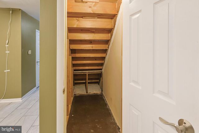 8 MALLOW PL, Wilmington, DE 19810