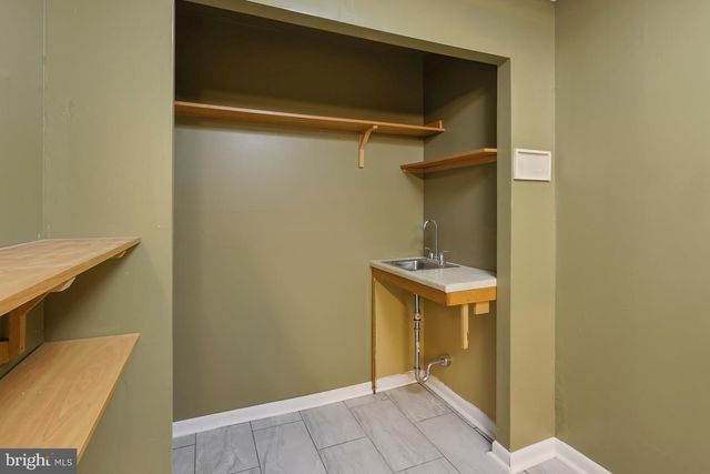 8 MALLOW PL, Wilmington, DE 19810
