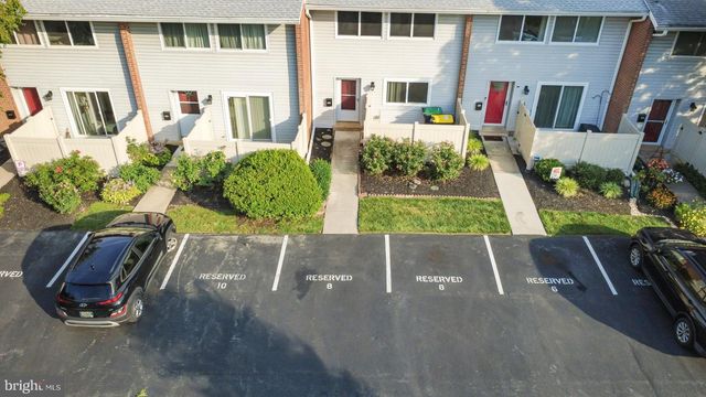 8 MALLOW PL, Wilmington, DE 19810