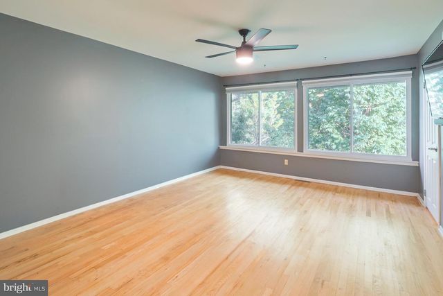 8 MALLOW PL, Wilmington, DE 19810