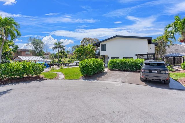 516 NE 6th Ave, Deerfield Beach, FL 33441