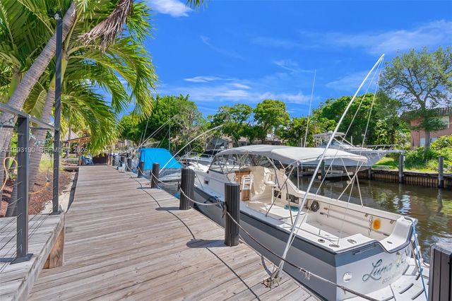 516 NE 6th Ave, Deerfield Beach, FL 33441