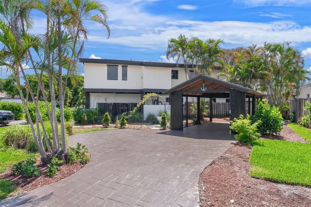 516 NE 6th Ave, Deerfield Beach, FL 33441