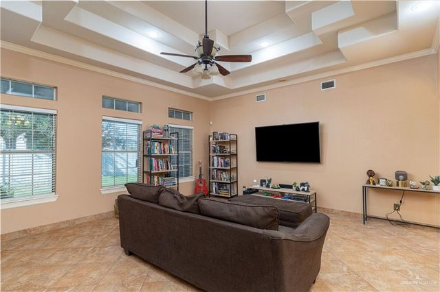 513 E Shasta Avenue, Mcallen, TX 78504