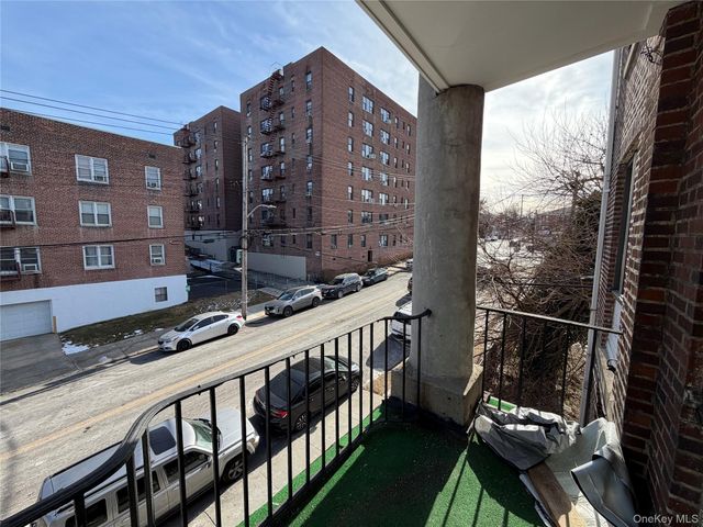 107 Tibbetts Road 2B, Yonkers, NY 10705