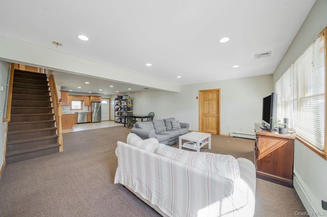 45 Cobalt Lane, Westbury, NY 11590