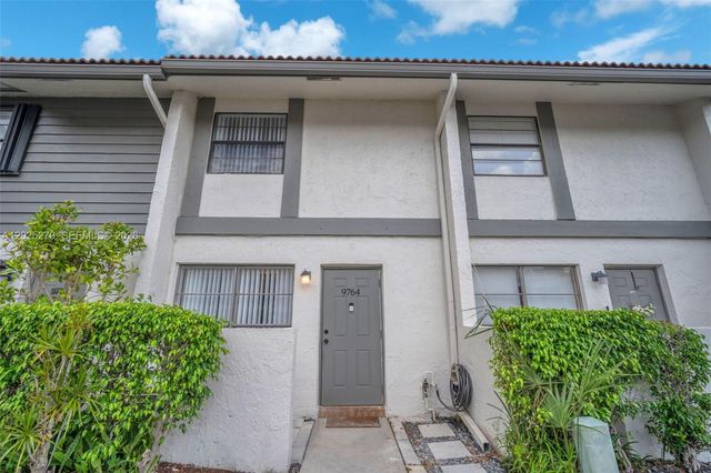 9764 NW 14th St 23, Coral Springs, FL 33071