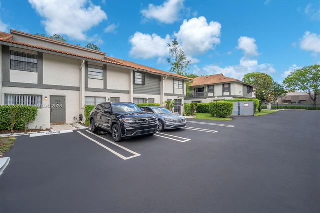 9764 NW 14th St 23, Coral Springs, FL 33071
