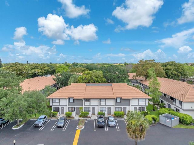 9764 NW 14th St 23, Coral Springs, FL 33071