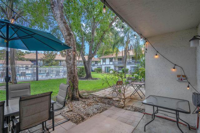 9764 NW 14th St 23, Coral Springs, FL 33071