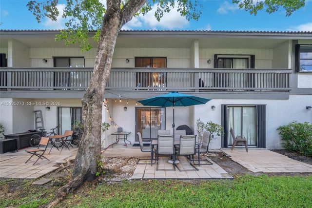 9764 NW 14th St 23, Coral Springs, FL 33071
