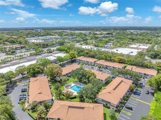 9764 NW 14th St 23, Coral Springs, FL 33071