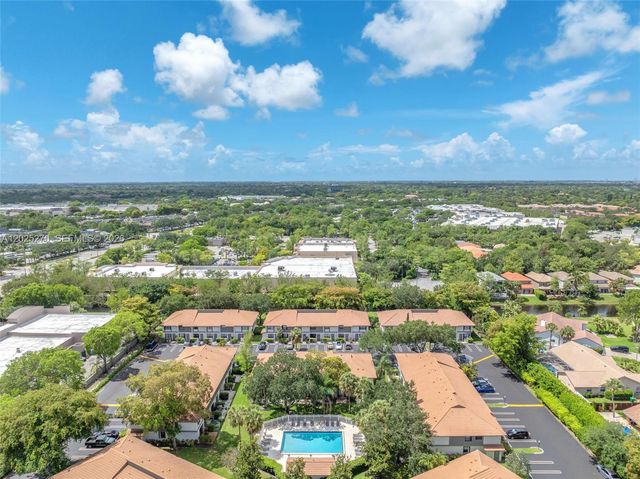 9764 NW 14th St 23, Coral Springs, FL 33071