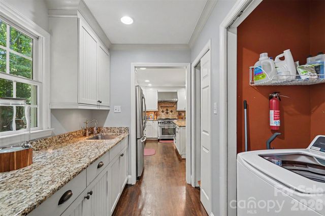 5812 Camelot Drive, Charlotte, NC 28270