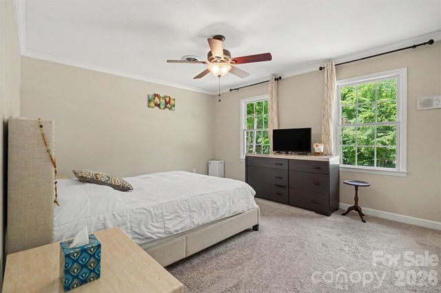 5812 Camelot Drive, Charlotte, NC 28270