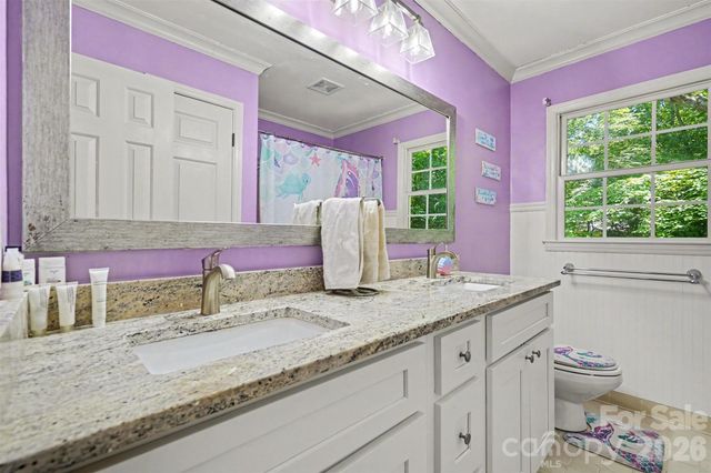 5812 Camelot Drive, Charlotte, NC 28270