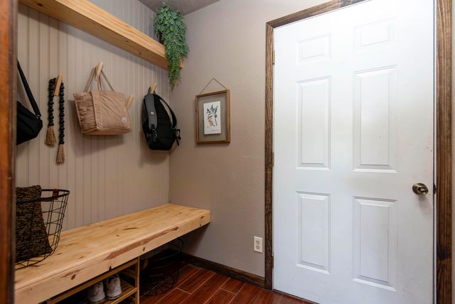 306 S Dexter Avenue, Springfield, MO 65802