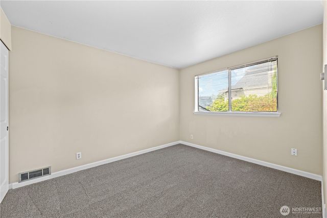 1523 Sunset Place, Mount Vernon, WA 98273