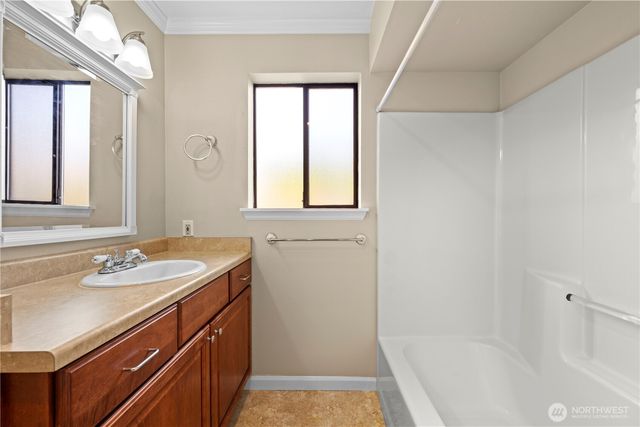 1523 Sunset Place, Mount Vernon, WA 98273
