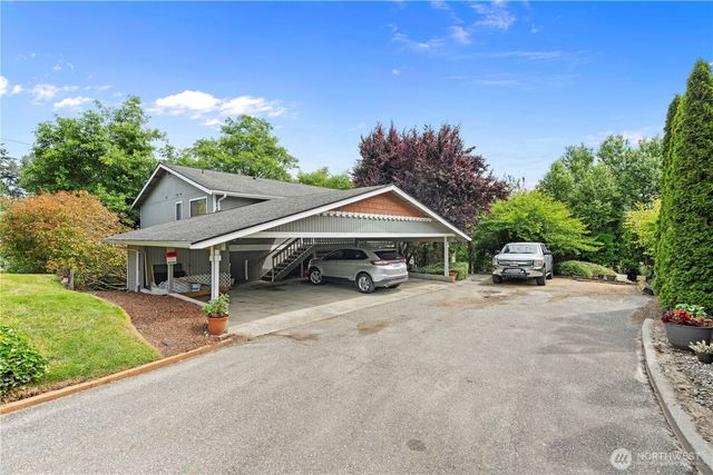 1523 Sunset Place, Mount Vernon, WA 98273