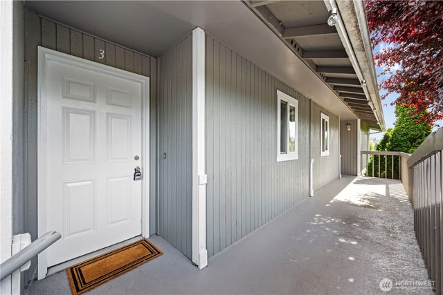 1523 Sunset Place, Mount Vernon, WA 98273