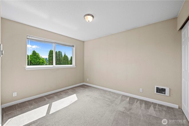 1523 Sunset Place, Mount Vernon, WA 98273