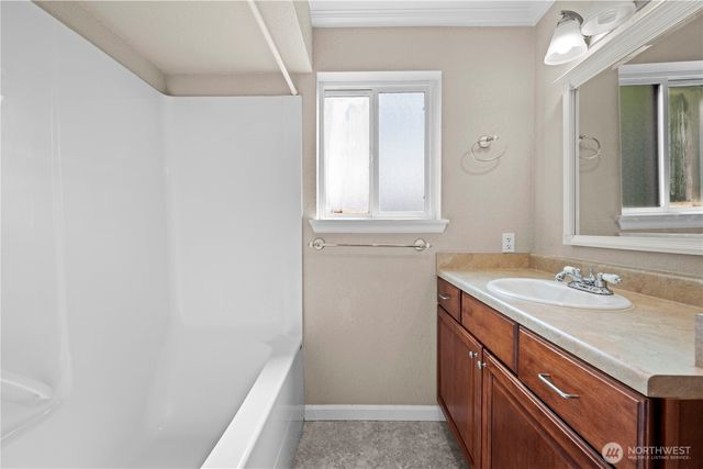 1523 Sunset Place, Mount Vernon, WA 98273