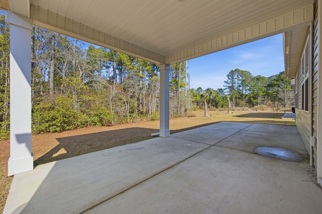 847 Flowering Branch Ave., Little River, SC 29566