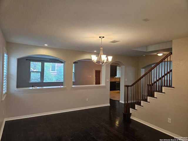 18334 MUIR GLEN DR, San Antonio, TX 78257