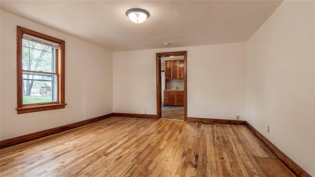 237 10th Avenue, Eau Claire, WI 54703