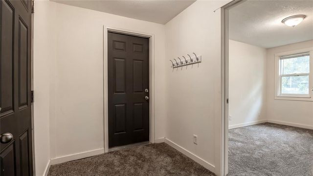237 10th Avenue, Eau Claire, WI 54703