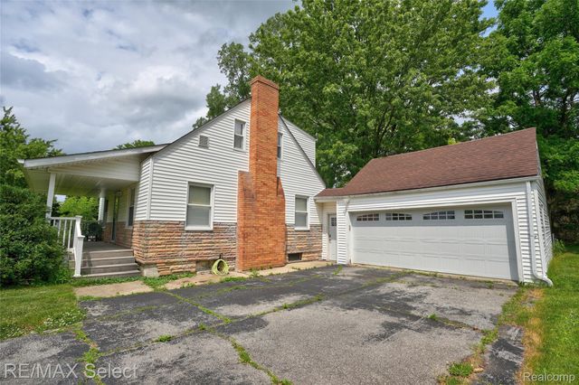 7173 Porter Road, Grand Blanc Charter Township, MI 48439