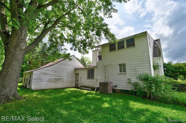 7173 Porter Road, Grand Blanc Charter Township, MI 48439