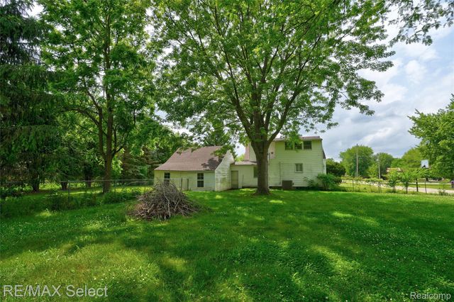 7173 Porter Road, Grand Blanc Charter Township, MI 48439