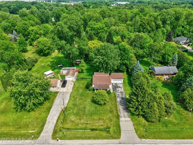 7173 Porter Road, Grand Blanc Charter Township, MI 48439