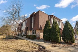 6827 Hickory Street C, Tinley Park, IL 60477